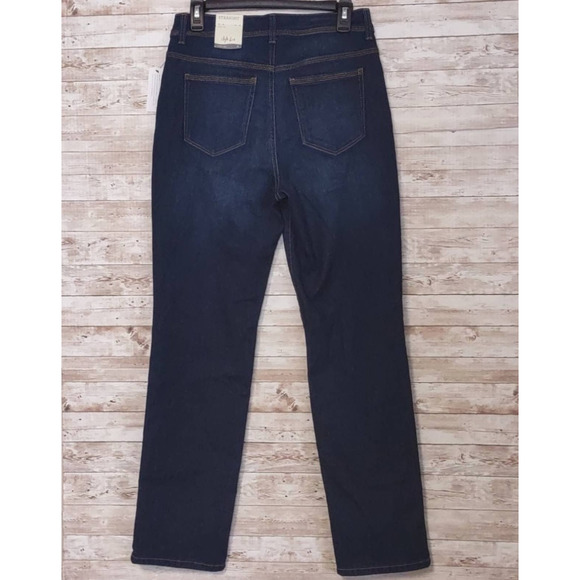 Style & Co Straight Leg High Rise Curvy Jeans 4 - Picture 5 of 9